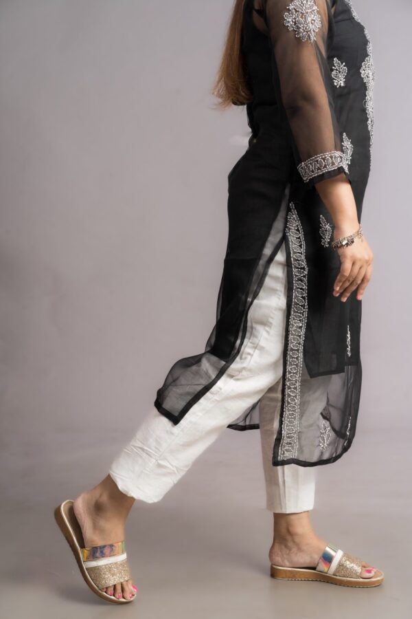 black chikankari kurti